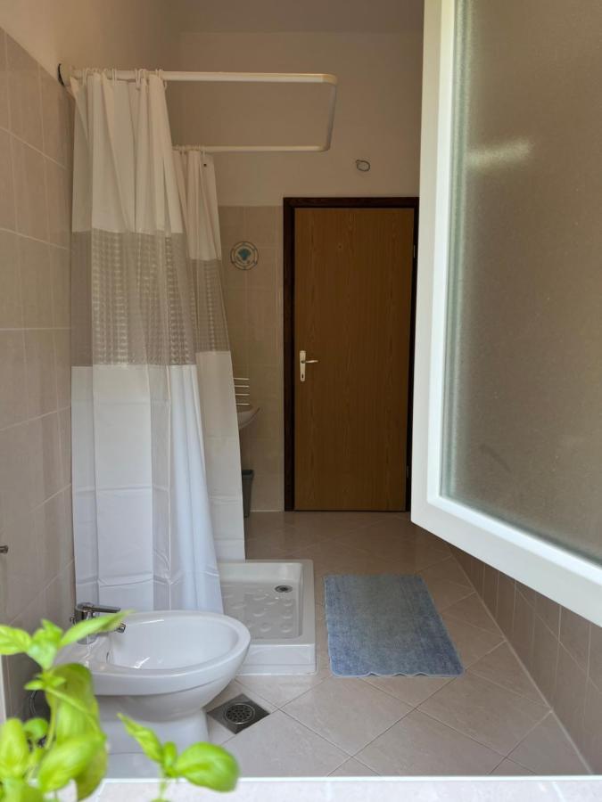 Villa Claudia Beach Apartment Premantura Exterior foto